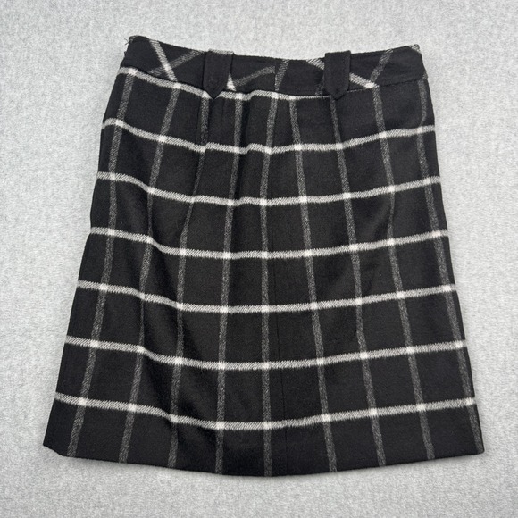 Talbots Skirt Womens 6 Black White Wool Blend Windowpane Plaid Work Fall Mini - Picture 2 of 8
